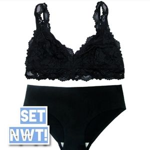 COOBIE》SET 1 Lace Bralette + Matching Silky Undie